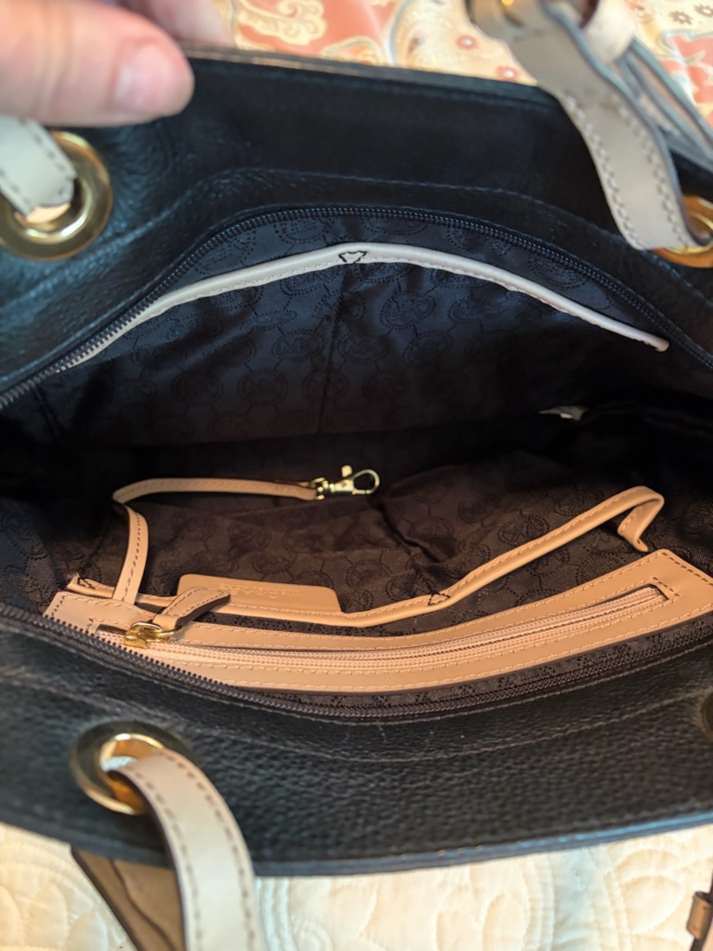 Purse - Picture 3 of 4